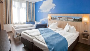 Doppelbettzimmer mit Aufbettung Hotel blauer Karpfen