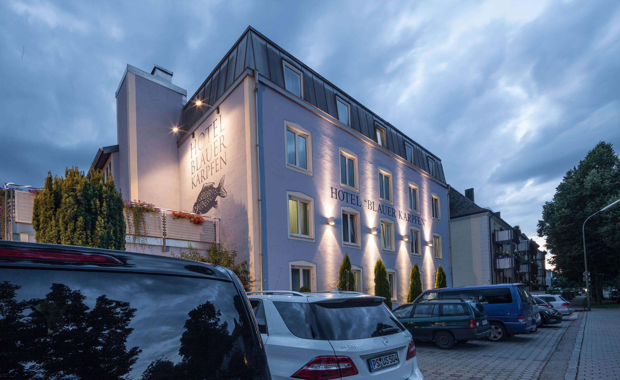 Hotel in Oberschleißheim - übernachten in der Umgebung von München - Hotel Blauer Karpfen